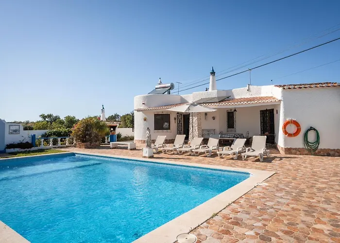 Vivenda Solar Dos Pescadores * アルマカオ・デ・ペラ